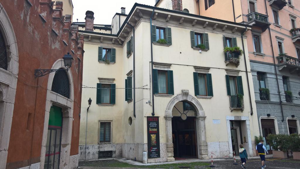 Casa Ferrari Appartamento Verona Sanificato Ozono Exterior foto
